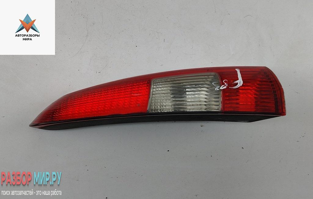 фонарь задний правый Volvo V70 2 поколение 2001, 2.4 л., бензин, МКПП, чёрный, универсал, 9154494 - фото №1