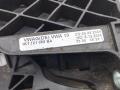 педаль сцепления Volkswagen Golf 5 поколение 2005, 1.4 л., бензин, МКПП, зелёный, хетчбэк 5 дв., 1K1721059BA - фото №2
