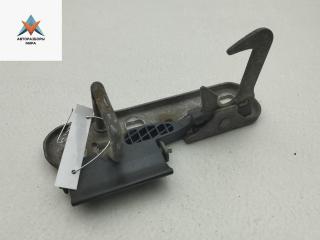 замок капота Volkswagen Golf 6 поколение 2010, 1.6 л., дизель, МКПП, серый, универсал, 1Q0823480