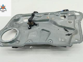 стеклоподъемник передний правый Volkswagen Bora 1 поколение 1999, 1.6 л., бензин, МКПП, чёрный, универсал, 1J4837756F