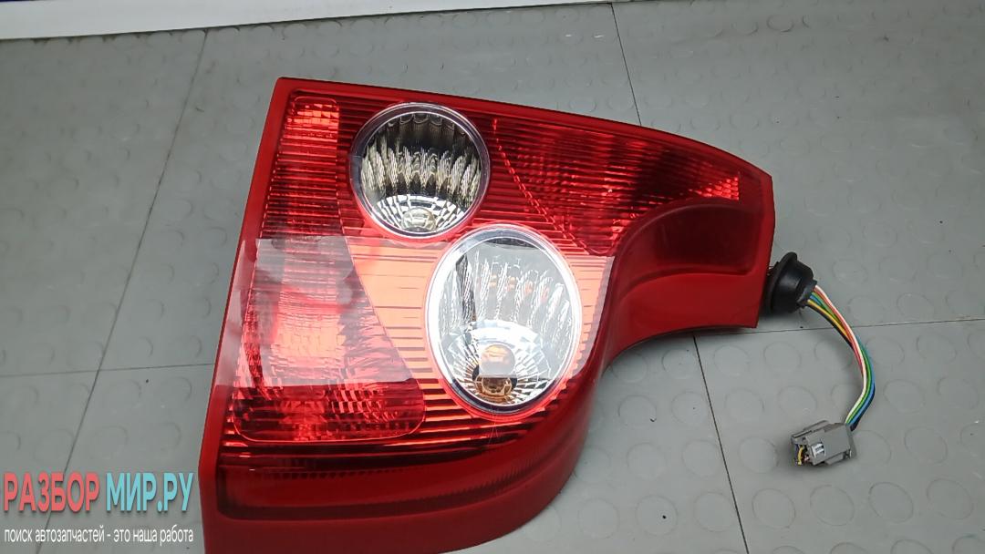 фонарь задний правый Volvo XC90 1 поколение 2004, 2.9 л., T6, бензин, АКПП, внедорожник 5 дв. - фото №1