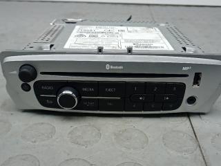 магнитола Renault Scenic 3 поколение [2-й рестайлинг] 2015, 1.5 л., дизель, МКПП, минивэн