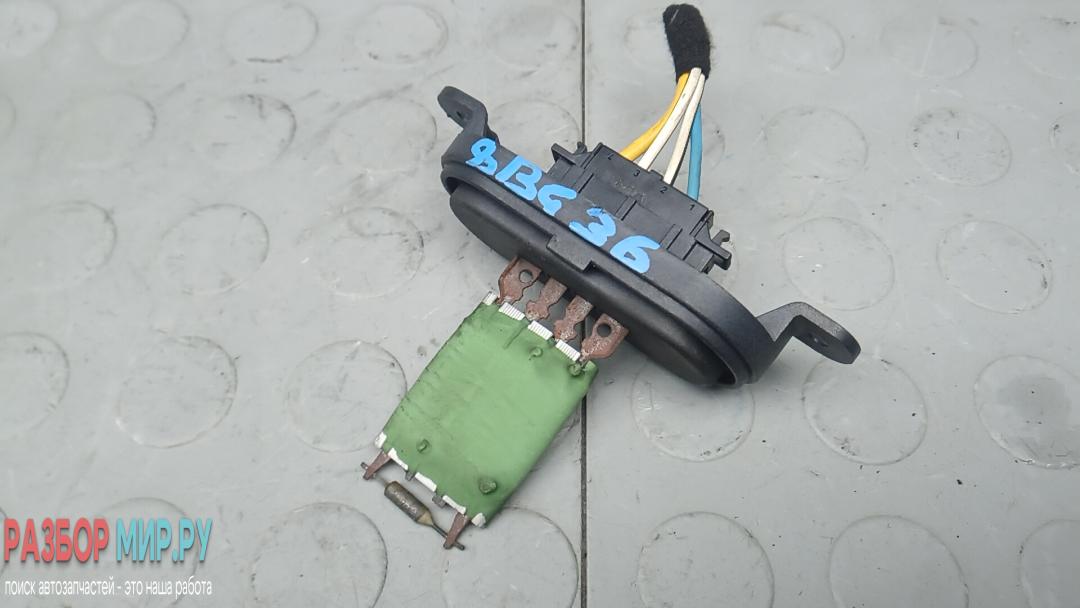 сопротивление печки Volkswagen Transporter T5 2005, 1.9 л., дизель, МКПП, микроавтобус - фото №1