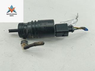 насос (моторчик) омывателя стекла Volkswagen Passat B6 2006, серый, седан