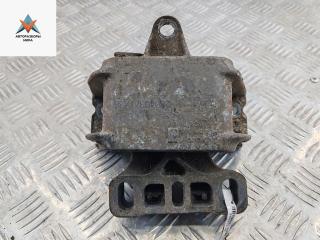 подушка крепления КПП Volkswagen Golf 4 поколение 2003, 1.4 л., бензин, МКПП, синий, хетчбэк 3 дв.