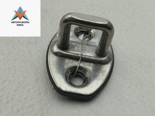 ответная часть (скоба) замка двери Skoda Fabia mk3 (NJ) 2015, 1.2 л., бензин, МКПП, белый, универсал, 3C0837033C
