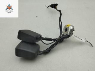 замок ремня безопасности Skoda Fabia mk3 (NJ) 2015, 1.2 л., бензин, МКПП, белый, универсал, 6V0857739F