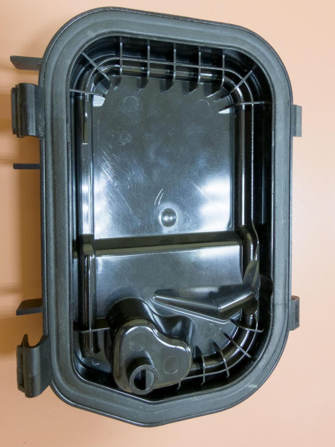 крышка фары Audi A6 C6 2006, 16016300L