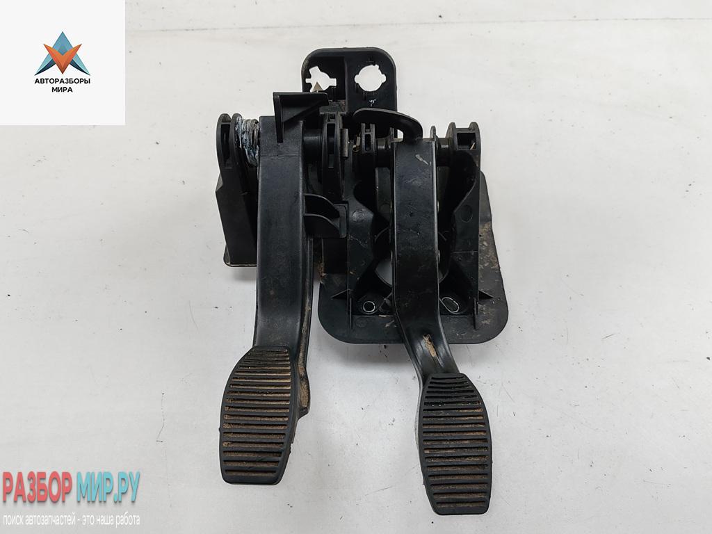 узел педальный (блок педалей) Fiat Panda 2 поколение 2009, 1.2 л., бензин, МКПП, чёрный, хетчбэк 5 дв., LS362370 - фото №1