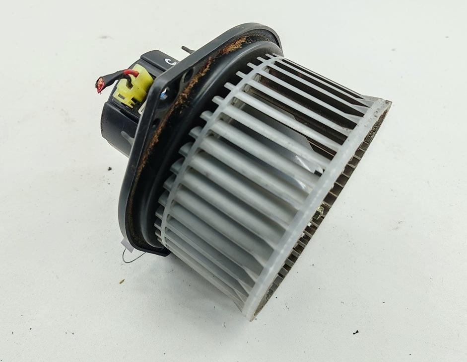 моторчик печки Chevrolet Kalos 1 поколение 2007, 1.4 л., бензин, МКПП, чёрный, хетчбэк 5 дв., 4051026 - фото №1