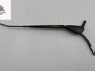 Щеткодержатель (поводок стеклоочистителя) передний Renault Scenic 2 поколение 2004, 1.6 л., бензин, МКПП, серый, минивэн, 8200113231