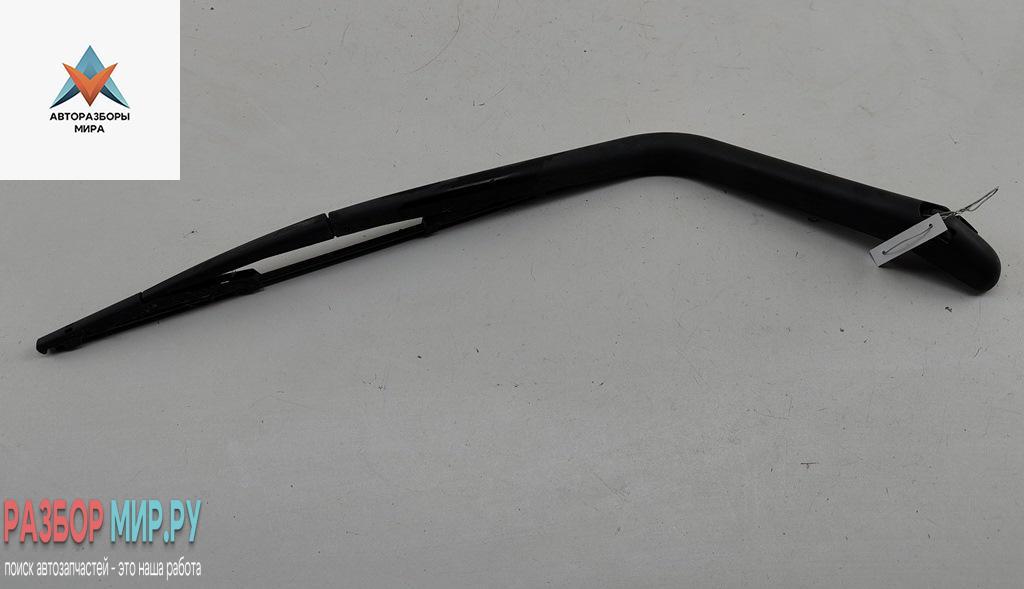 Щеткодержатель (поводок стеклоочистителя) задний Fiat Doblo 1 поколение 2002, 1.6 л., бензин, МКПП, красный, фургон - фото №1