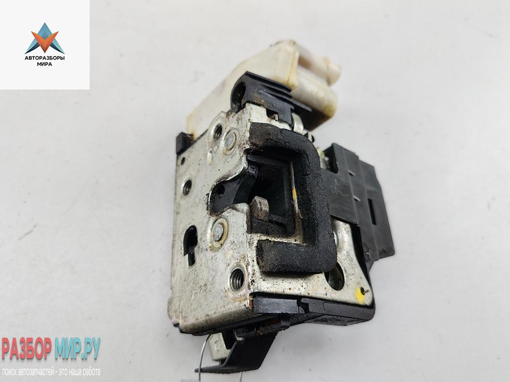 замок двери передней правой Fiat Doblo 1 поколение 2002, 1.6 л., бензин, МКПП, красный, фургон - фото №1