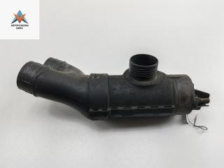 патрубок воздушного фильтра Audi 100 С3 [рестайлинг] 1989, 2.3 л., бензин, 034133865