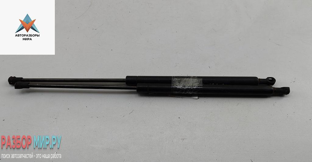 амортизатор крышки багажника (3-5 двери) Fiat Panda 2 поколение 2009, 1.2 л., бензин, МКПП, чёрный, хетчбэк 5 дв., 46327091 - фото №1