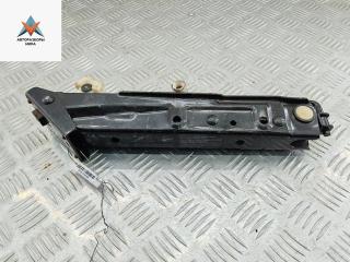 домкрат BMW 5 серия E60/E61 2004, 2.5 л., дизель, АКПП, чёрный, универсал, 6766621