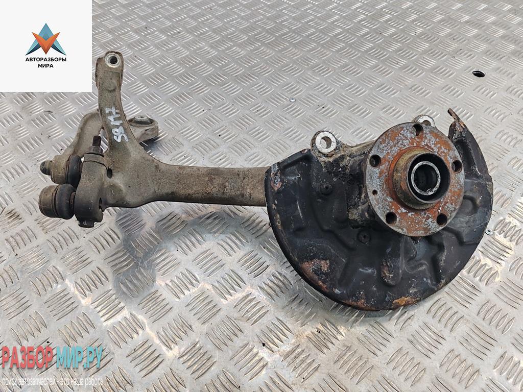 ступица передняя левая Audi A4 B7 2006, 1.8 л., Ti, бензин, МКПП, серый, универсал - фото №1