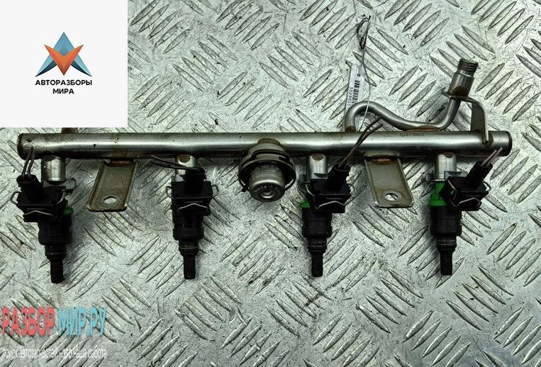 Форсунка топливная (комплект) Mercedes-Benz C-Класс W203/S203/CL203 2003, 1.8 л., бензин, МКПП, красный, седан, 2710780549 - фото №1