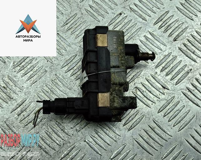 клапан управления турбиной (актуатор) Mercedes-Benz M-Class ML W163 2002, 4.0 л., дизель, АКПП, чёрный, внедорожник 5 дв., 6NW008412 - фото №1