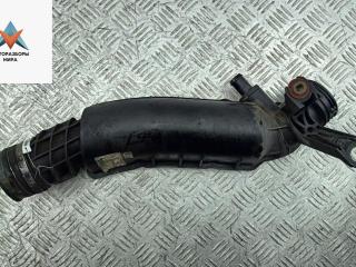 патрубок интеркулера Mercedes-Benz C-Класс W203/S203/CL203 2003, 1.8 л., бензин, МКПП, красный, седан, 2710901537