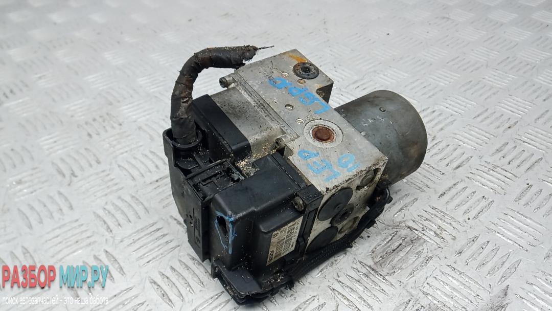 блок ABS Skoda Superb 2 поколение 2008, 1.9 л., дизель, МКПП, седан, 0273004573, 8E0614111AQ - фото №1