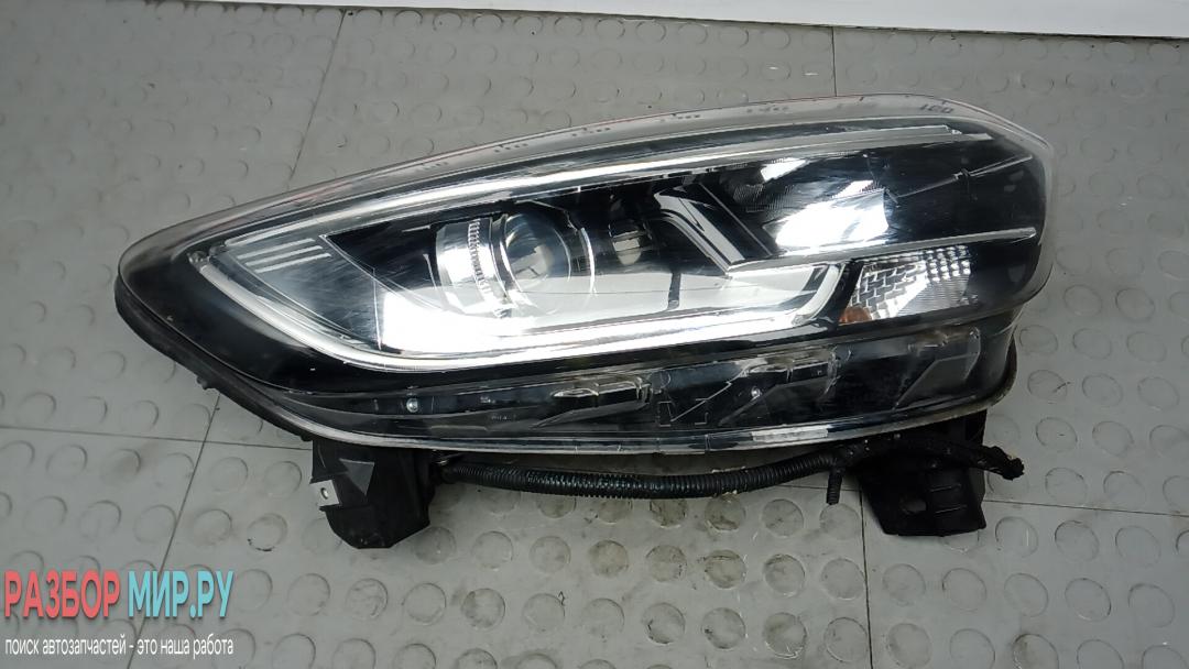 фара правая Renault Kadjar 1 поколение 2016, 1.5 л., дизель, МКПП, хетчбэк 5 дв. - фото №1