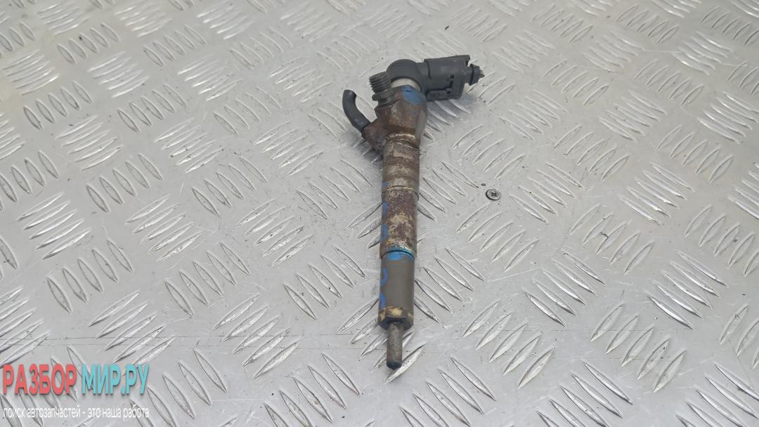 форсунка Renault Megane 3 поколение 2011, 1.5 л., дизель, МКПП, хетчбэк 5 дв., H8200704191 - фото №1