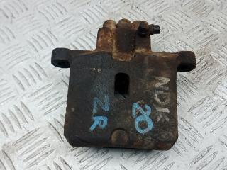 суппорт задний правый Mitsubishi Pajero 3 поколение 2001, 3.2 л., дизель, МКПП, внедорожник 5 дв.