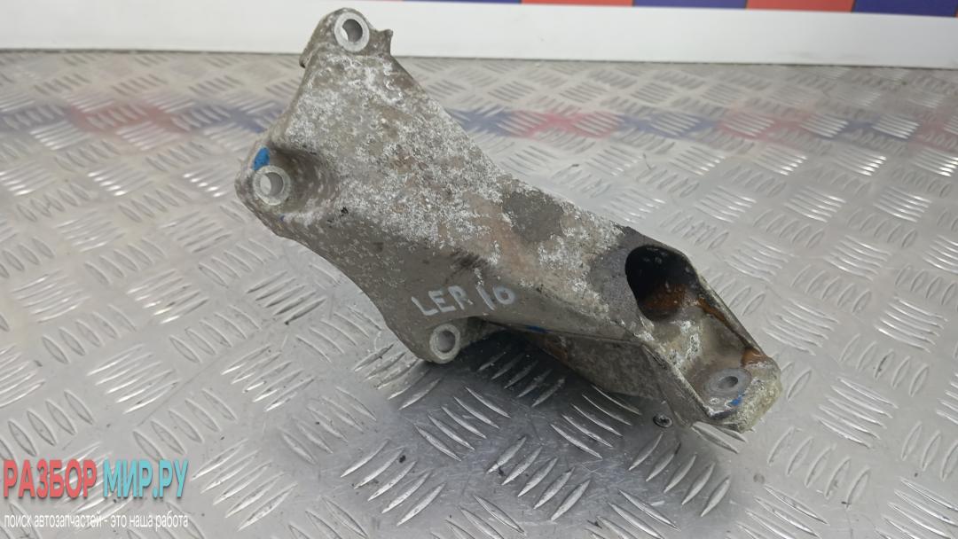 Кронштейн двигателя дизельный Skoda Superb 2 поколение 2008, 1.9 л., дизель, МКПП, седан, 8E0199305A - фото №1