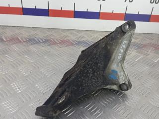 Кронштейн двигателя дизельный Skoda Superb 2 поколение 2008, 1.9 л., дизель, МКПП, седан, 8D0199306AA