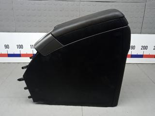 подлокотник Toyota Prius 3 поколение [рестайлинг] 2012, 1.8 л., бензин, АКПП, хетчбэк 5 дв.