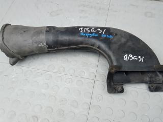 патрубок воздушного фильтра Mitsubishi Pajero 3 поколение [рестайлинг] 2005, 3.2 л., дизель, АКПП, внедорожник 5 дв.