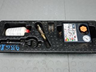 ящик под инструменты / набор инструментов Ford EcoSport 2 поколение 2016, 1.0 л., бензин, МКПП, внедорожник 5 дв.