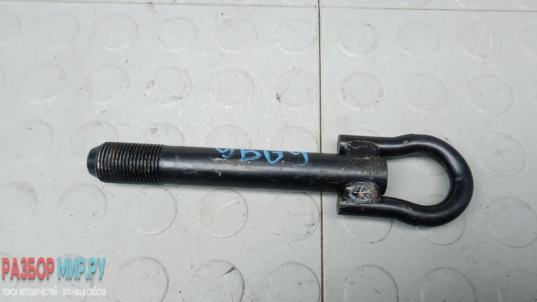 крюк буксировочный Toyota Prius 2 поколение 2007, 1.5 л., электро, АКПП, хетчбэк 5 дв. - фото №1