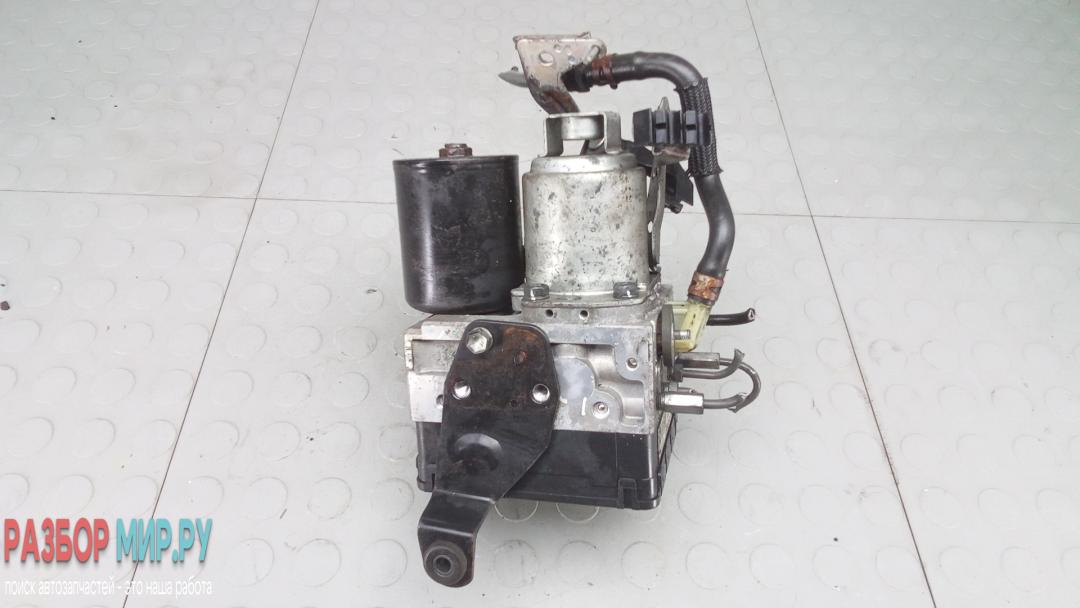 блок ABS Toyota Prius 2 поколение 2007, 1.5 л., электро, АКПП, хетчбэк 5 дв. - фото №1