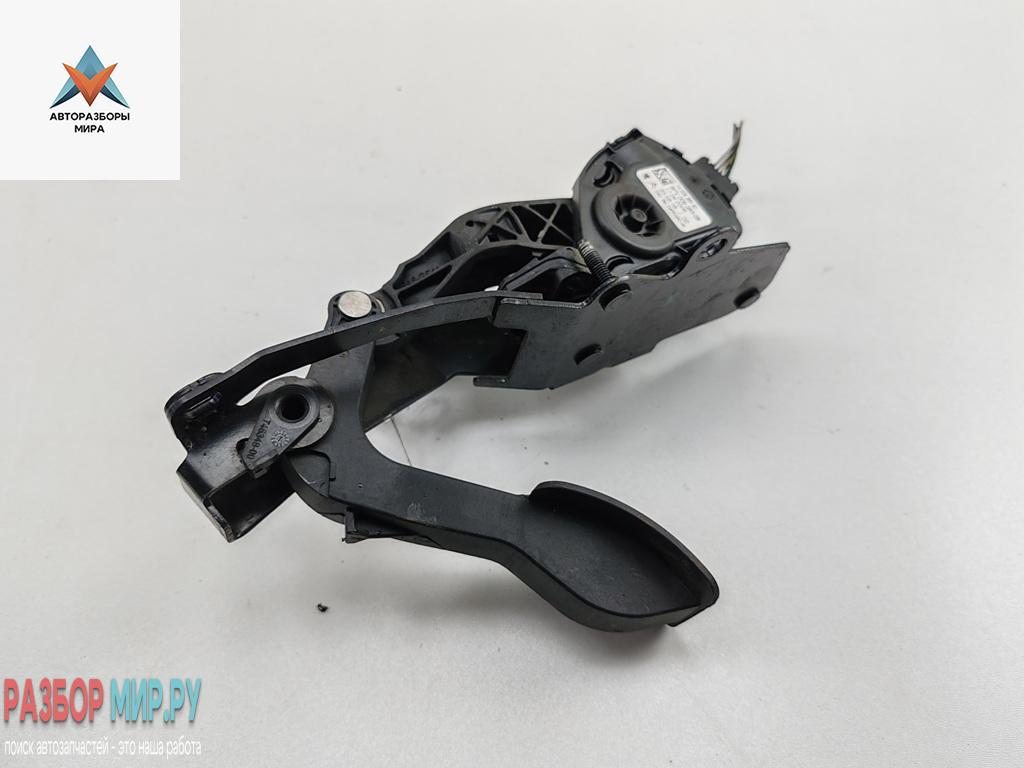 педаль Fiat Ulysse 2 поколение 2006, 2.0 л., дизель, МКПП, серый, минивэн, 1400838880 - фото №1