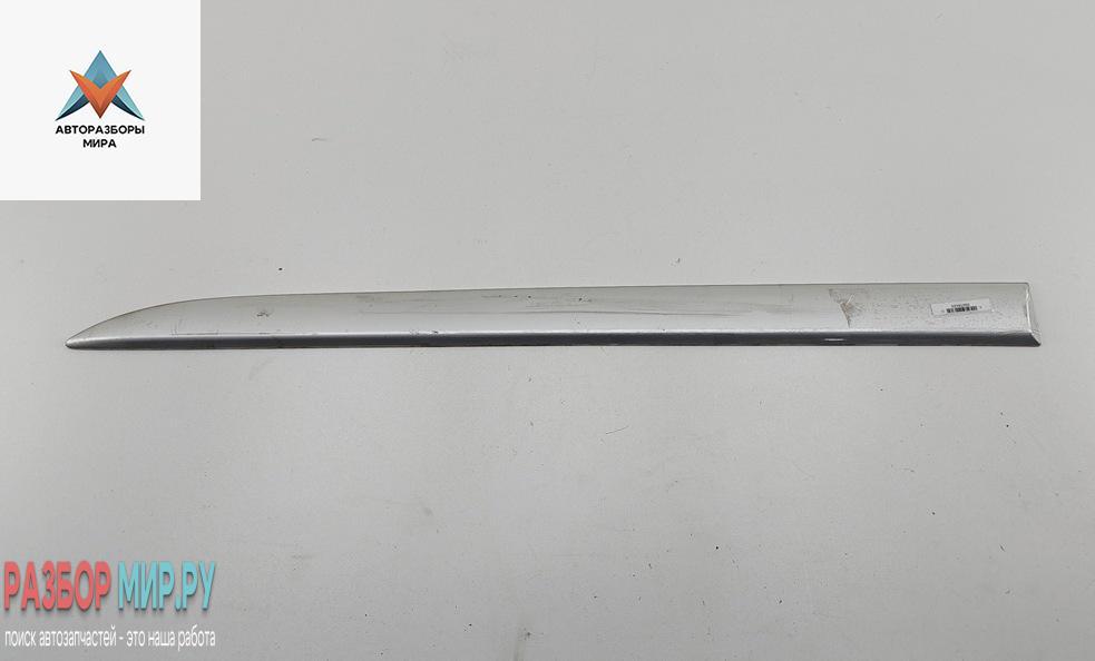 молдинг двери передней левой Opel Corsa D 2007, 1.2 л., бензин, робот, серый, хетчбэк 5 дв., 131879958 - фото №1