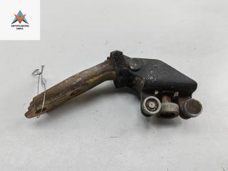 ролик двери сдвижной Volkswagen Transporter T4 1995, 2.4 л., дизель, МКПП, серый, микроавтобус, 701843336A