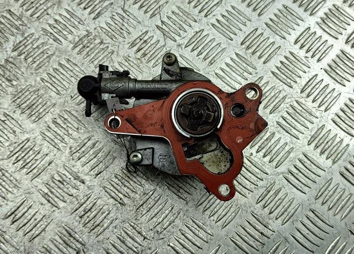 насос вакуумный Renault Laguna III 2008, 2.0 л., дизель, АКПП, чёрный, универсал, 8200796080