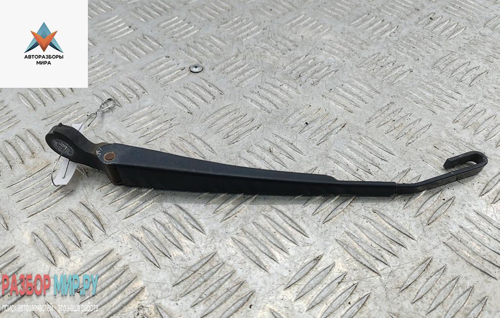 Щеткодержатель (поводок стеклоочистителя) задний Volkswagen Touran 1 поколение 2003, 1.6 л., бензин, МКПП, синий, минивэн, 1T0955707B - фото №1