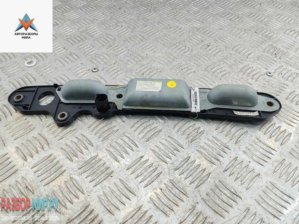 ручка крышки багажника Volkswagen Touran 1 поколение 2003, синий, минивэн, 1T0827574C - фото №1