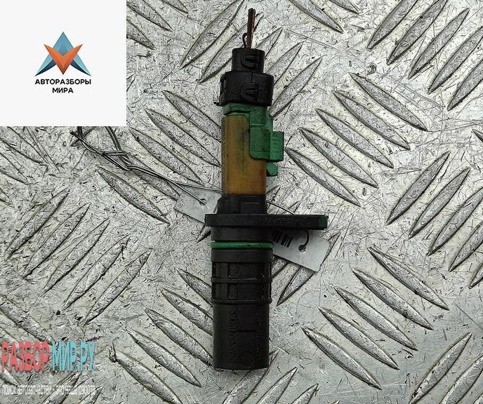 датчик коленвала Renault Laguna 3 поколение 2008, 2.0 л., дизель, АКПП, чёрный, универсал, 8200668500 - фото №1