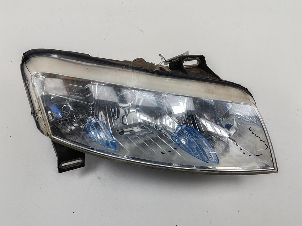 фара правая Fiat Stilo 1 поколение 2002, 1.8 л., бензин, МКПП, серый, хетчбэк 3 дв. - фото №1