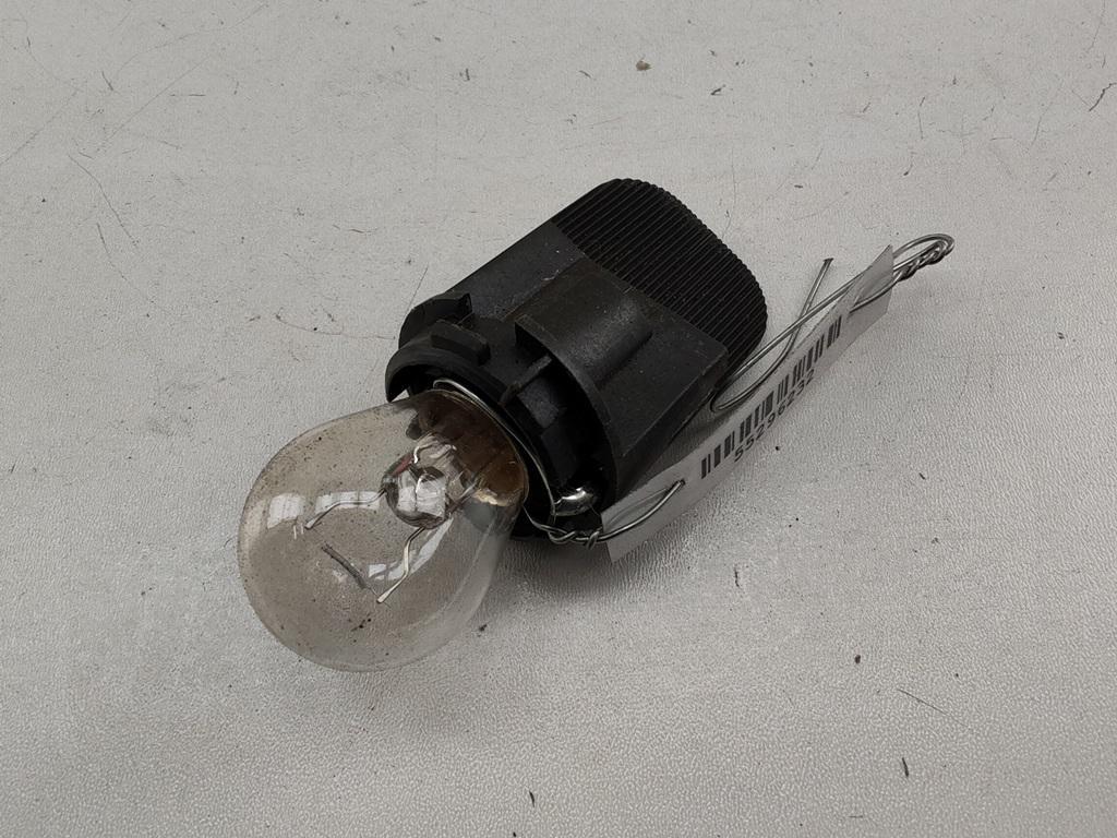Патрон лампы фонаря Volvo V70 2001, 2.4 л., бензин, МКПП, чёрный, универсал, 9482288