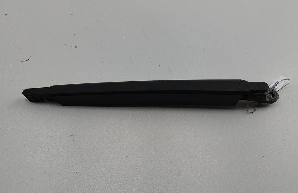 Щеткодержатель (поводок стеклоочистителя) задний Opel Vectra C 2004, 2.2 л., бензин, МКПП, синий, универсал - фото №1