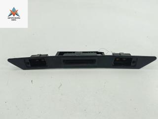накладка подсветки номера Audi A4 B7 2006, 1.8 л., Ti, бензин, МКПП, серый, универсал, 8P4827574