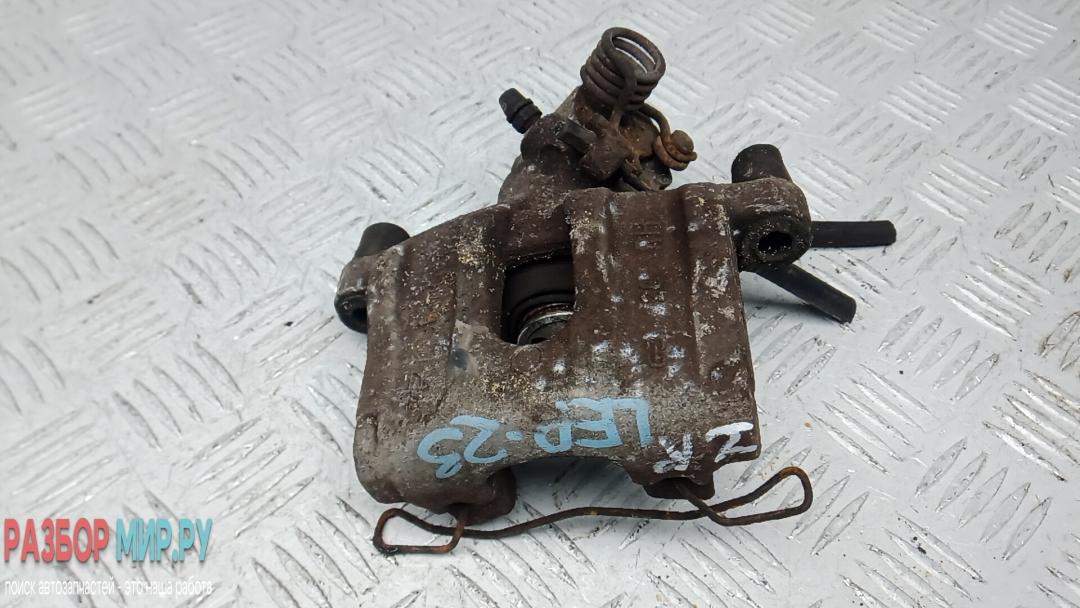 суппорт задний правый Ford Focus 3 поколение 2012, 1.6 л., бензин, МКПП, универсал - фото №1