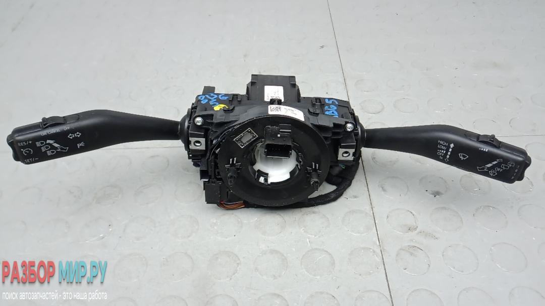 переключатель подрулевой Skoda Rapid 1 поколение 2013, 1.6 л., дизель, МКПП, хетчбэк 5 дв. - фото №1