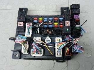 блок предохранителей Mitsubishi ASX 1 поколение 2011, 1.6 л., бензин, МКПП, внедорожник 5 дв., 8637A643