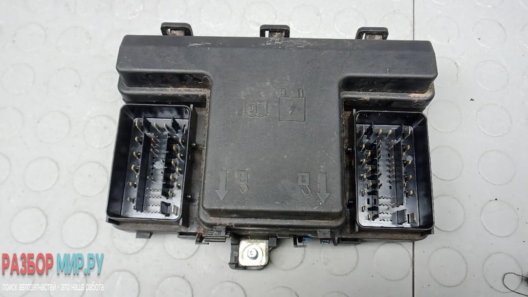 блок предохранителей Ford Mondeo 5 поколение 2015, 2.0 л., дизель, МКПП, хетчбэк 5 дв. - фото №1